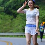 สปิริตแรง! น้องแตงกวา สุดสตรอง รายงานสดออกหวย แม้เพิ่งโดนจี้คอ