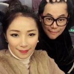รวยคักๆ นักร้องหนุ่ม เพชร สหรัตน์ ถอยรถหรูป้ายแดงให้แฟนสาว นินิว