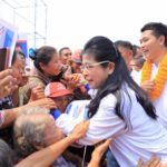 นับหมื่นแห่ฟัง พรรคเพื่อไทย วิกแตก! หญิงหน่อยลั่น ยกระดับเกษตรกร พักหนี้ 3ปี!