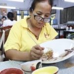 ตื่นตาเบญจรงค์ บ้านดอนไก่ดี