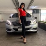 60 ยังแจ๋ว! ตั๊ก มยุรา ใส่ชุดว่ายน้ำลงสระในบ้านหรู สาวๆ ยังยอมชิดซ้าย