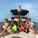 แซ่บท้าลมร้อน! หยาด - มิ้นท์ แท็กทีมก๊วนเพื่อนโชว์เซ็กซี่ริมทะเลพัทยา