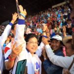 ไม่ต้องไปขายดาวอังคาร! 'สุดารัตน์' ขอเลือกเพื่อไทยถล่มทลาย สัญญาดันราคาสินค้าเกษตร 6 เดือน