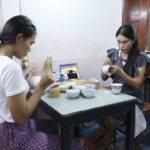 ตื่นตาเบญจรงค์ บ้านดอนไก่ดี