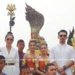 ได้พรสมปรารถนา! อั้ม อธิชาติ แก้บน พ่อปู่พญานาค ฮือฮา! เกิดพระอาทิตย์ทรงกลด