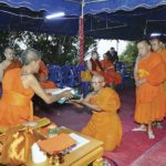 อธิการบดี-ผู้บริหารมหาจุฬาฯ  ตรวจเยี่ยม‘พระบัณฑิตอาสา’ : พระเครื่อง