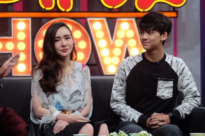 นิโคล