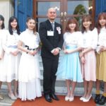 บีเอ็นเค48 นำทีมคนบันเทิง ร่วมรับรางวัลเทพทองพระราชทาน ครั้งที่ 19