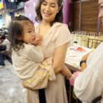 เบนซ์-มิค แจงไม่ลงรูป น้องปราง ลูกคนเล็ก ผื่นขึ้นเต็มหน้า เหตุแพ้ไข่-นมวัว