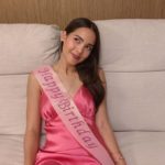 อยากกินของอร่อย ญาญ่า ฉลองวันเกิดเรียบง่าย  ชื่นใจ ณเดชน์ ให้ของขวัญทำเอง