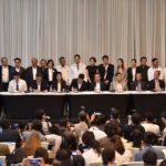 เปิดภาพสัตยาบัน 6+1 พรรค หยุดสืบทอดอำนาจ‘คสช.’ ผนึกเกิน 255 เสียง