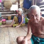 ชีวิตไม่ท้อ! ลูกกตัญญู ดูแลพ่อแม่พิการ เมียก็ป่วยเดินไม่ไหว ต้องขายไก่ปิ้ง หารายได้เสริม