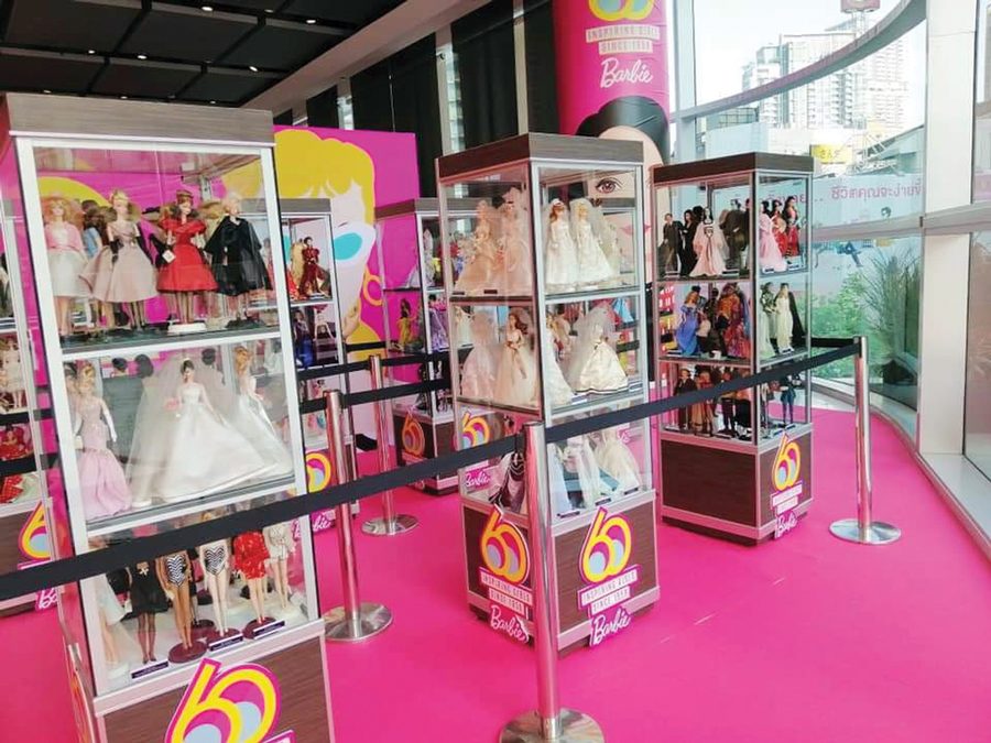 ไอดอลเด็กหญิง 60ปีตุ๊กตาบาร์บี้