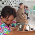 สองพี่น้อง ผู้พิการเมืองเพชรบูรณ์ ร่ำไห้ดีใจ ได้ใช้สิทธิเลือกตั้งอีกครั้ง