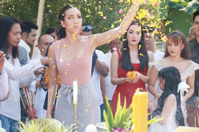 ‘สตางค์’นำทีมบวงสรวง‘ทิวาซ่อนดาว’