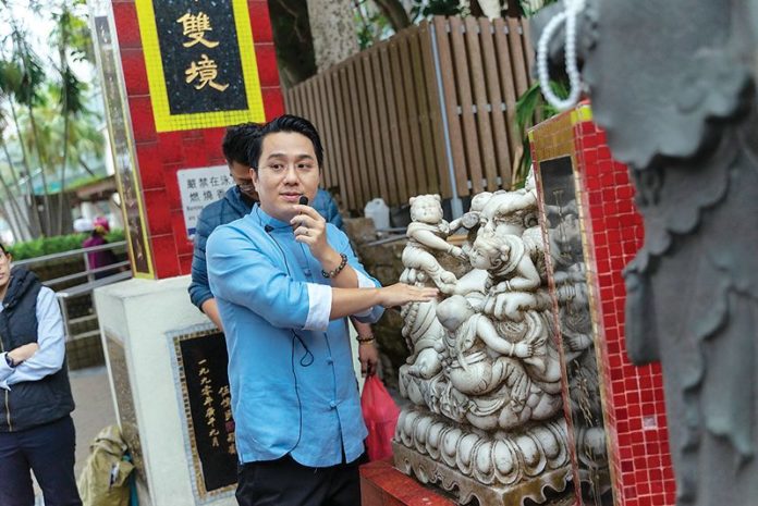 ‘หมอช้าง’นำทริปอิ่มบุญ
