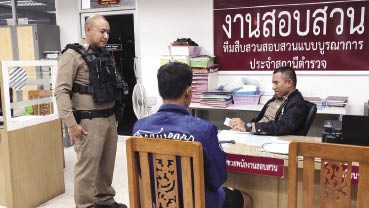 อุทาหรณ์สยองหาดใหญ่ รัวดับหนุ่มคลั่งพังตลาด เมา-เปิดศึกแย่งสาวเสิร์ฟ : สดจากสนามข่าว