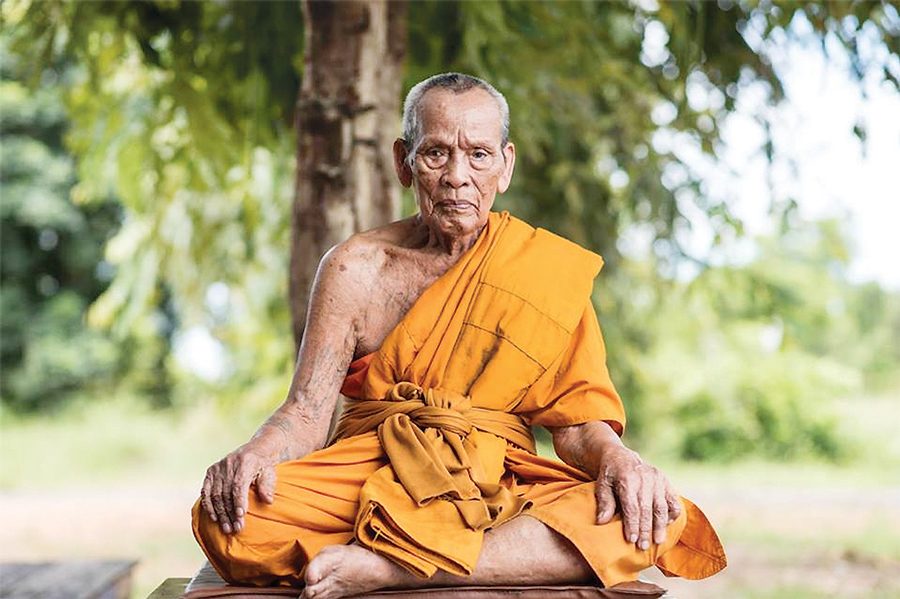 “หลวงพ่อพัฒน์ ปุญญกาโม”