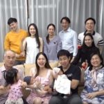 บัว สโรชา อุ้มลูกแฝด รับทรัพย์อื้อ ปู่ย่าตายายแจกทองท่วมตัว ลุงบีม ให้ทองเป็นกิโล(คลิป)