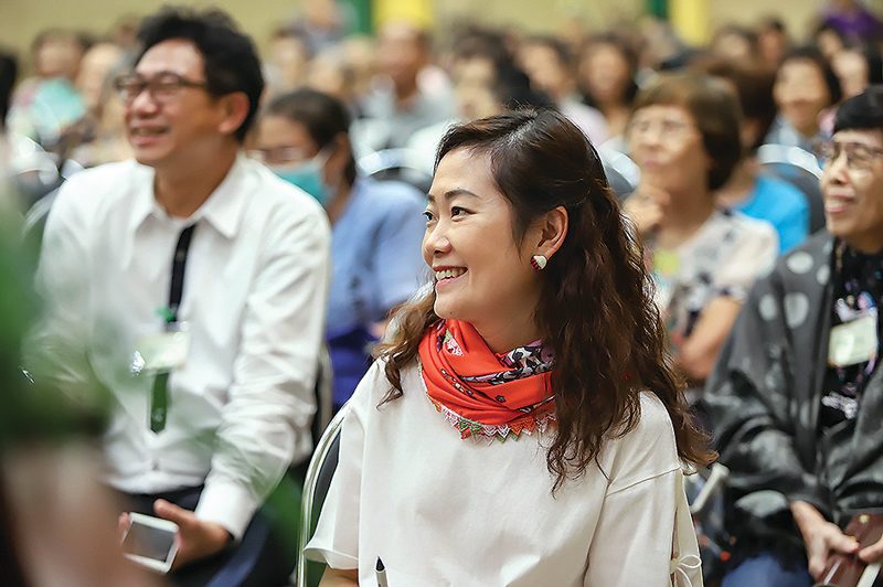 ‘อธิป’นักร้องดัง-ไขปริศนา ‘ธรรมะ-ทำมั้ย-ไม่ธรรมดา’