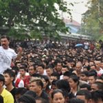คลื่นศรัทธาหลั่งไหล ศิษย์หลวงพ่อเปิ่น นับหมื่น ร่วมพิธีไหว้ครู แน่นวัดบางพระ ของขึ้น!