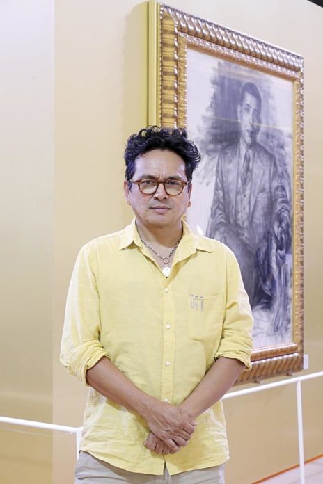 ใต้ร่มพระบารมี‘สดุดีจอมราชา’ : สตรี