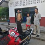 ตร.รวบผัวเมีย อุ้มลูกขโมยรถ หาเงินซื้อยาบ้าดูด ลูกน้อยวิ่งเล่น ไม่รู้พ่อแม่โดนจับ