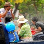 ชัดแล้ว! สงกรานต์ปีนี้ ตร.ให้เล่นน้ำท้ายกระบะได้ แต่ห้ามนำถังน้ำขึ้นรถ