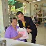 ป่อเต็กตึ๊ง สืบสานประเพณีสงกรานต์สร้างสุข มอบของขวัญผู้สูงอายุสถานสงเคราะห์