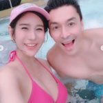 สวีตกลางสระ! ปู แบล็กเฮด โชว์หวาน นุ๊กซี่ ทั้งกอดจูบ บอกก็พี่เค้าเริ่มก่อน (คลิป)