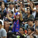 สุดคึกคัก! ภาพชุดจัดเต็ม สีสันขอบสนาม การแข่งขันวอลเลย์บอล ‘เกาหลี-ไทย’