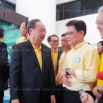 ชวน ลั่นอย่าสับสน ถาวร ร่วม พลังประชารัฐ  - ชี้เป็นฝ่ายค้านก็ทำเพื่อชาติได้