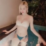 จัดเต็มอีกชุด! ดีเจโซดา โชว์แดนซ์ในชุดบิกินีริมสระ อวดเซ็กซี่ขยี้ใจหนุ่มๆ (คลิป)