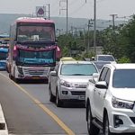 โคราชหนึบ ถนนมิตรภาพ ติดสะสม 3 จุดใหญ่ ทางหลวงเปิดช่องพิเศษ คาดแน่นถึงดึก