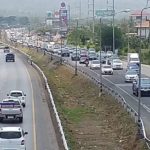 โคราชหนึบ ถนนมิตรภาพ ติดสะสม 3 จุดใหญ่ ทางหลวงเปิดช่องพิเศษ คาดแน่นถึงดึก