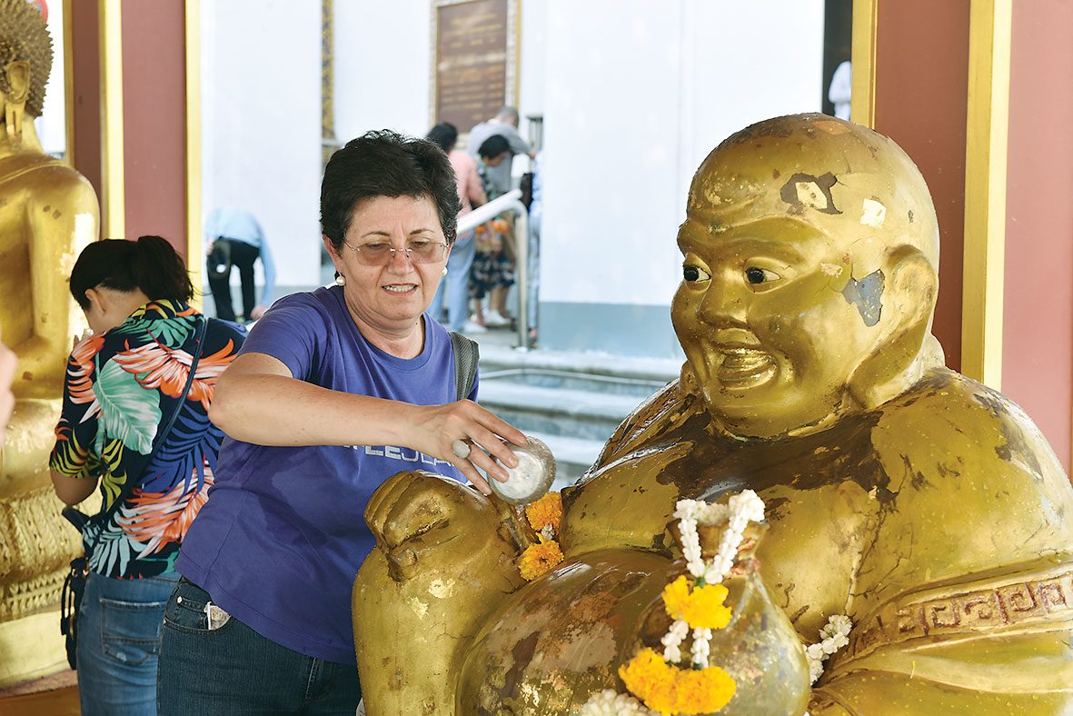 สงกรานต์กรุง จัดใหญ่ 9 ท่าน้ำ
