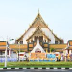 นายกฯ เป็นประธานประกอบพิธีเสกน้ำพระพุทธมนต์  ก่อนเชิญไปยังวัดพระแก้วพรุ่งนี้