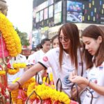 ทัพวอลเลย์บอลสาว ถึง โคราช สักการะ ‘ย่าโม’ ก่อนระเบิดศึกลูกยาง ‘เกาหลี-ไทย’