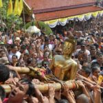 แห่ร่วมอัญเชิญ หลวงพ่อพระใส ประดิษฐานบนพระอุโบสถวัดโพธิ์ชัย ปิดฉากงานสงกรานต์หนองคาย