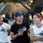 โตโน่ นำทีมลุยเก็บขยะที่ชายหาดชะอำ ประชาชนร่วมเป็นจิตอาสากว่า 400 คน