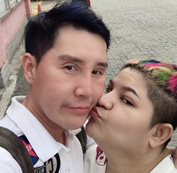 เห็ดเผาะ เชิญยิ้ม