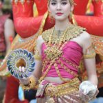 โบว์ ใช้สิทธิ์ดาราขออุบหนุ่มที่คุย-ย้ำ โดนัท ยังไม่จีบ เป็นแค่เพื่อน
