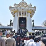 ร.10ทรงรับน้องแพรไว้เป็นคนไข้ในพระราชานุเคราะห์ เสี่ยเบนซ์บวชให้รองตี๋-เมีย