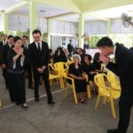 สมชาย วงศ์สวัสดิ์-ครอบครัวชินวัตร ร่วมพิธีฌาปนกิจศพแม่สามียิ่งลักษณ์