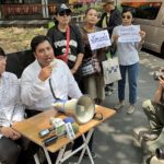 ลานโพธิ์ คึกคักล่าชื่อถอดกกต. จ่านิวซัด “ประยุทธ์-อภิรัชต์” ไร้วุฒิภาวะ ปั่นขวาพิฆาตซ้าย