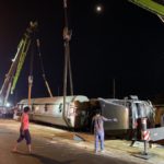 รถบรรทุกน้ำมันพลิกคว่ำ กลางถนนมอเตอร์เวย์ คนขับเจ็บ ตร.คาดหลับใน