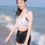 อวดสเต็ปแดนซ์! ‘พีค ภัทรศยา’ โชว์ลีลาทั้งร้องเต้นริมทะเล ทำหนุ่มๆถึงกับตะลึง!