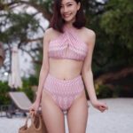 แฟชั่นชุดว่ายน้ำ! ฉีกดีไซน์เก่า!! ประยุกต์ผ้าพื้นเมือง เป็นบิกินี่จี๊ดจ๊าด ขึ้นเวทีนางงามซะแล้ว