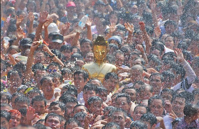 หลวงพ่อพระใส วัดโพธิ์ชัย