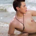 มาช่า โชว์ความแซ่บริมหาด จูงมือ น้องกาย โชว์หุ่นถ่ายแฟชั่นอบอุ่น!